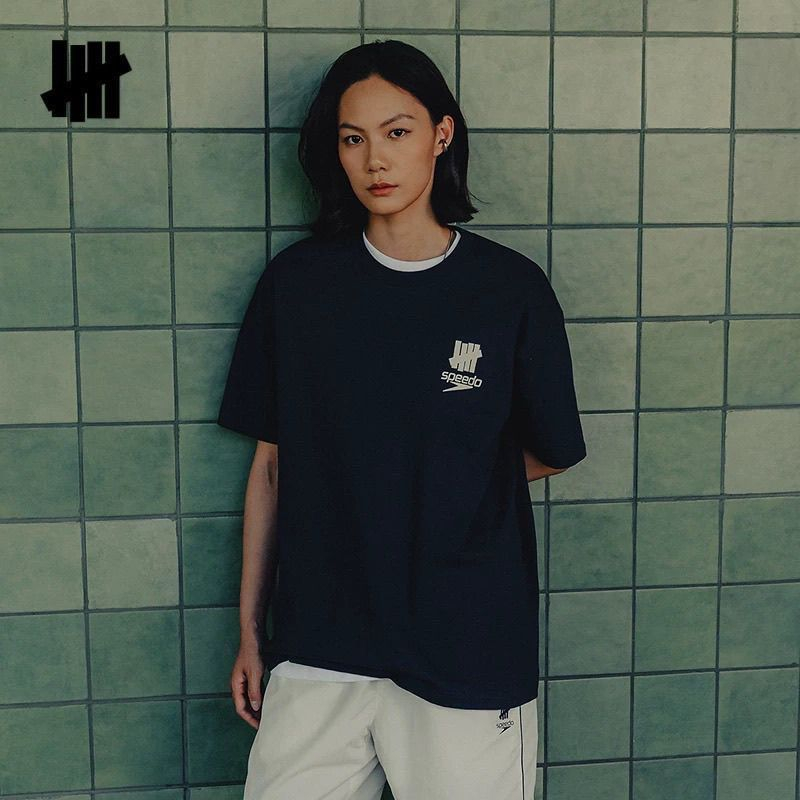 Streetwear Brand Undefeated - UNDEFEATED Unisex Co-branded Short Sleeve T-Shirt,