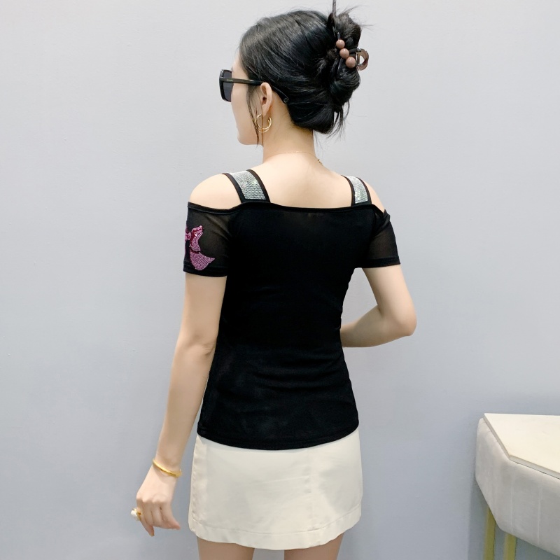 Streetwear Brand Ladies T-Shir - đánh giá và giá Streetwear Brand Flower