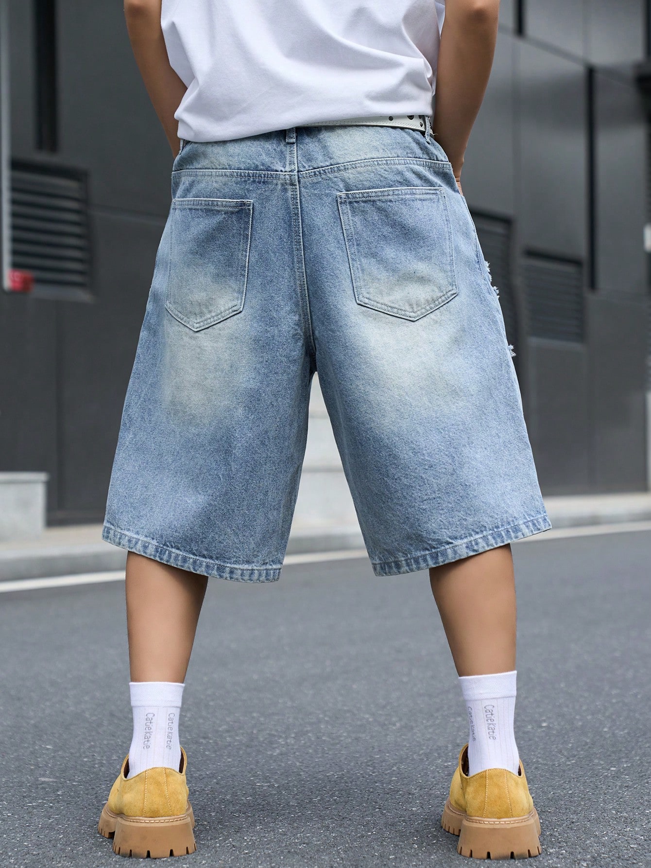Men's Loose Fit Denim Bermuda  - đánh giá và giá Streetwear Brand Shorts